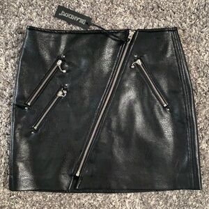 BLANK NYC FAUX LEATHER SKIRT - NWT